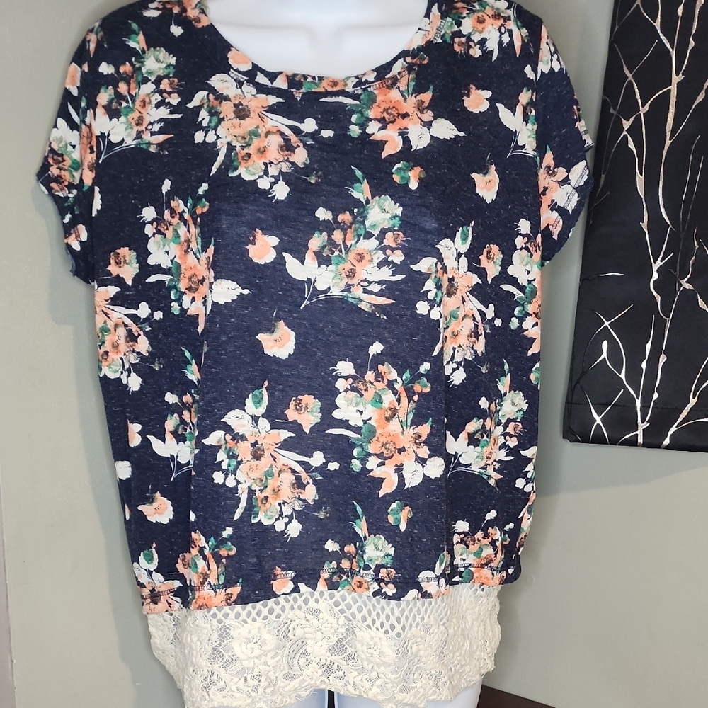 Floral Lace Hem Women's Top